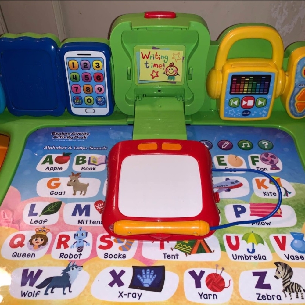 Interactive Learning Desk for Kids - Picture 4 of 8